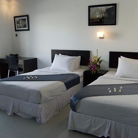 The Harmony Seminyak Hotel Buitenkant foto